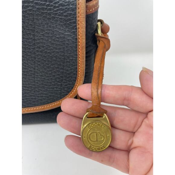 Dooney & Bourke Vintage Equestrian All Weather Leather Crossbody Bag Purse FLAW - Picture 6 of 11